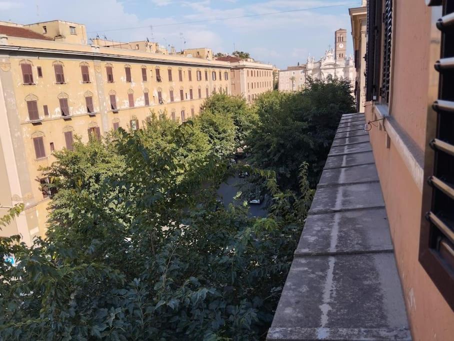 Welcrome Appartamento Roma Centro Bagian luar foto